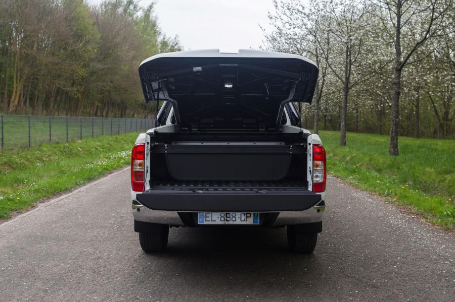 Багажник Nissan Navara Trek-1° 2017 года  (фото 12 из 18)